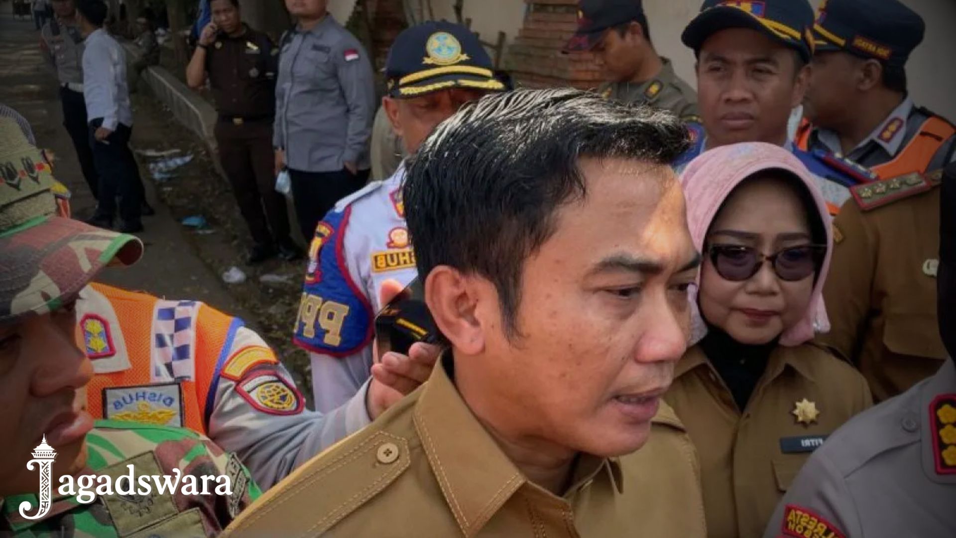 Pemkab Cirebon Berangkatkan 77 Warga ke Jepang untuk Bekerja di Sektor Manufaktur dan Elektronik