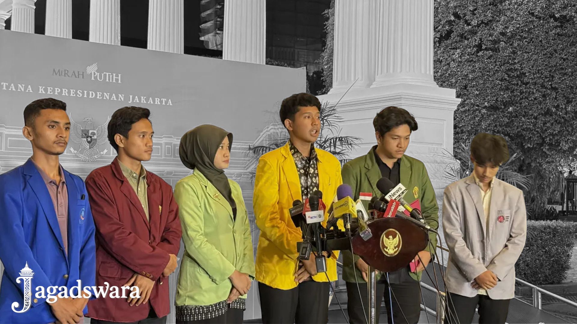 BEM SI Pastikan Tetap Gelar Demo Usai Bertemu Mensesneg, Tunggu Kondisi Jakarta Kondusif BEM SI Pastikan Tetap Gelar Demo Usai Bertemu Mensesneg, Tunggu Kondisi Jakarta Kondusif
